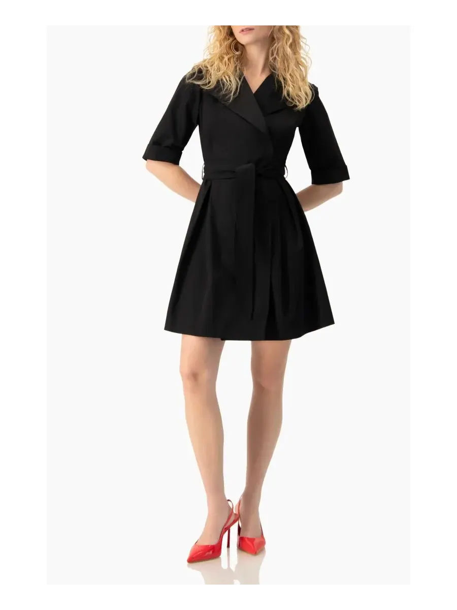 Платье-рубашка с поясом на талии, с коротким рукавом, модель Belted Collared Short-Sleeve Ivonne — изображение 4 из 6, черный