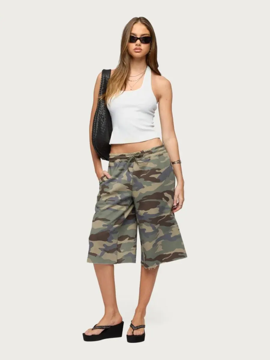 Топ на бретелях с рифленой фактурой Kristene Ribbed Halter Top Edikted — изображение 5 из 5, белый