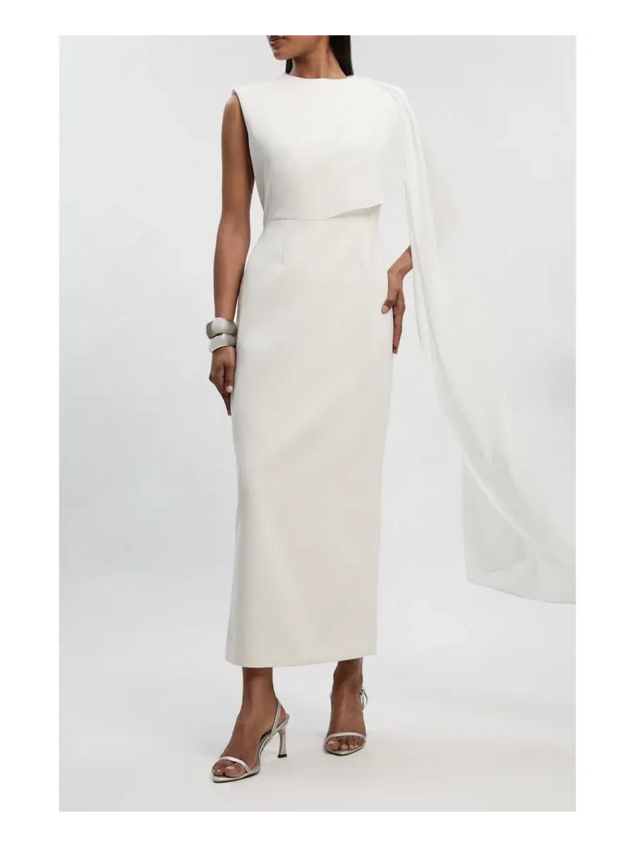 Платье-макси с драпировкой-накидкой Tailored Cape Drape Karen Millen — изображение 8 из 8, белый