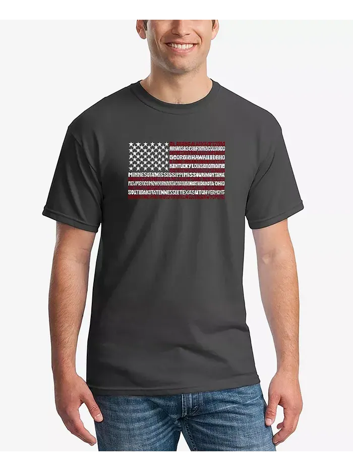 Мужская футболка с коротким рукавом "50 States USA Flag Word Art" LA Pop Art — изображение 1 из 3, темный серый