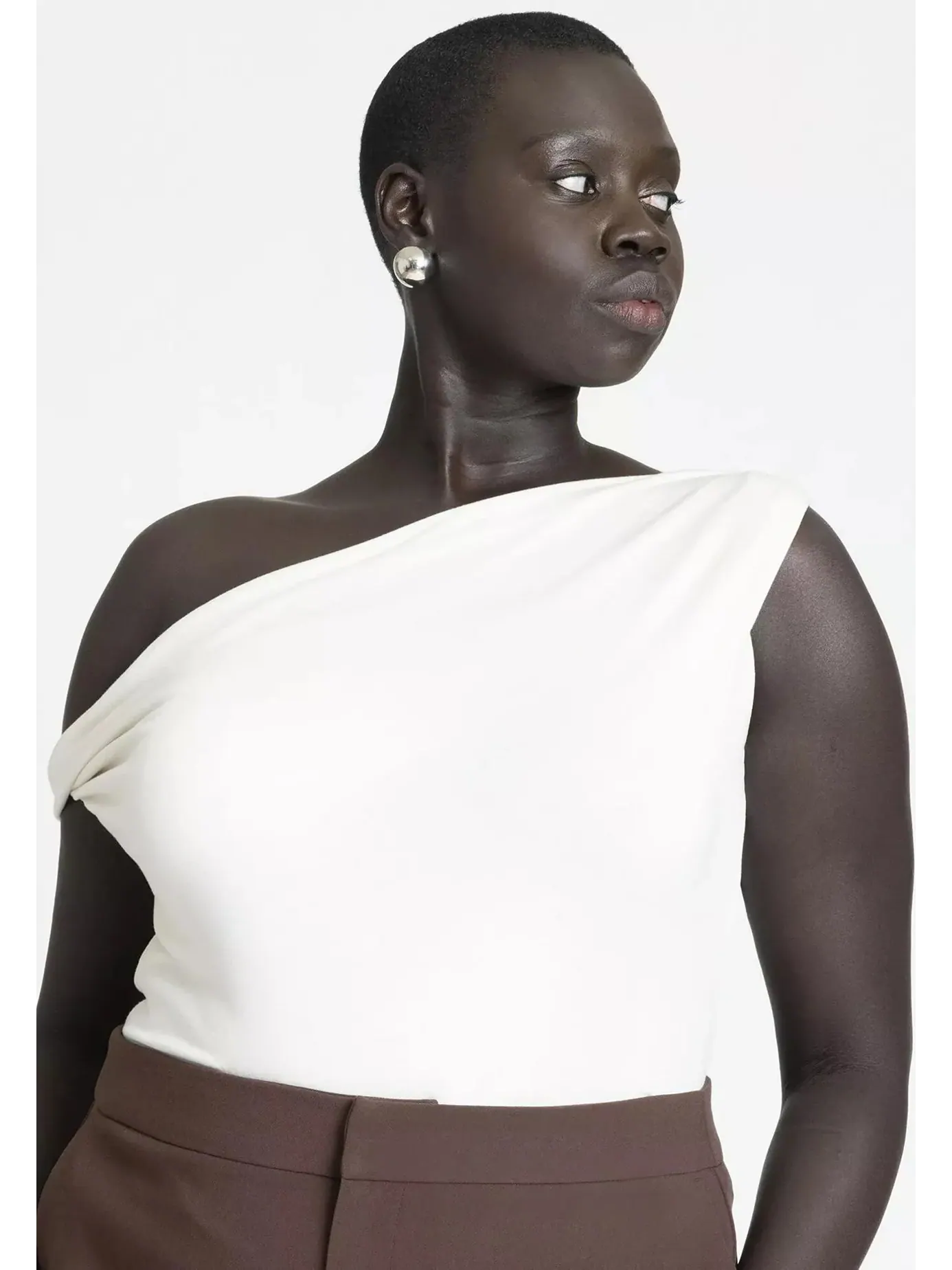 Топ ELOQUII Asym Twist Sleeve, тофу — изображение 1 из 3