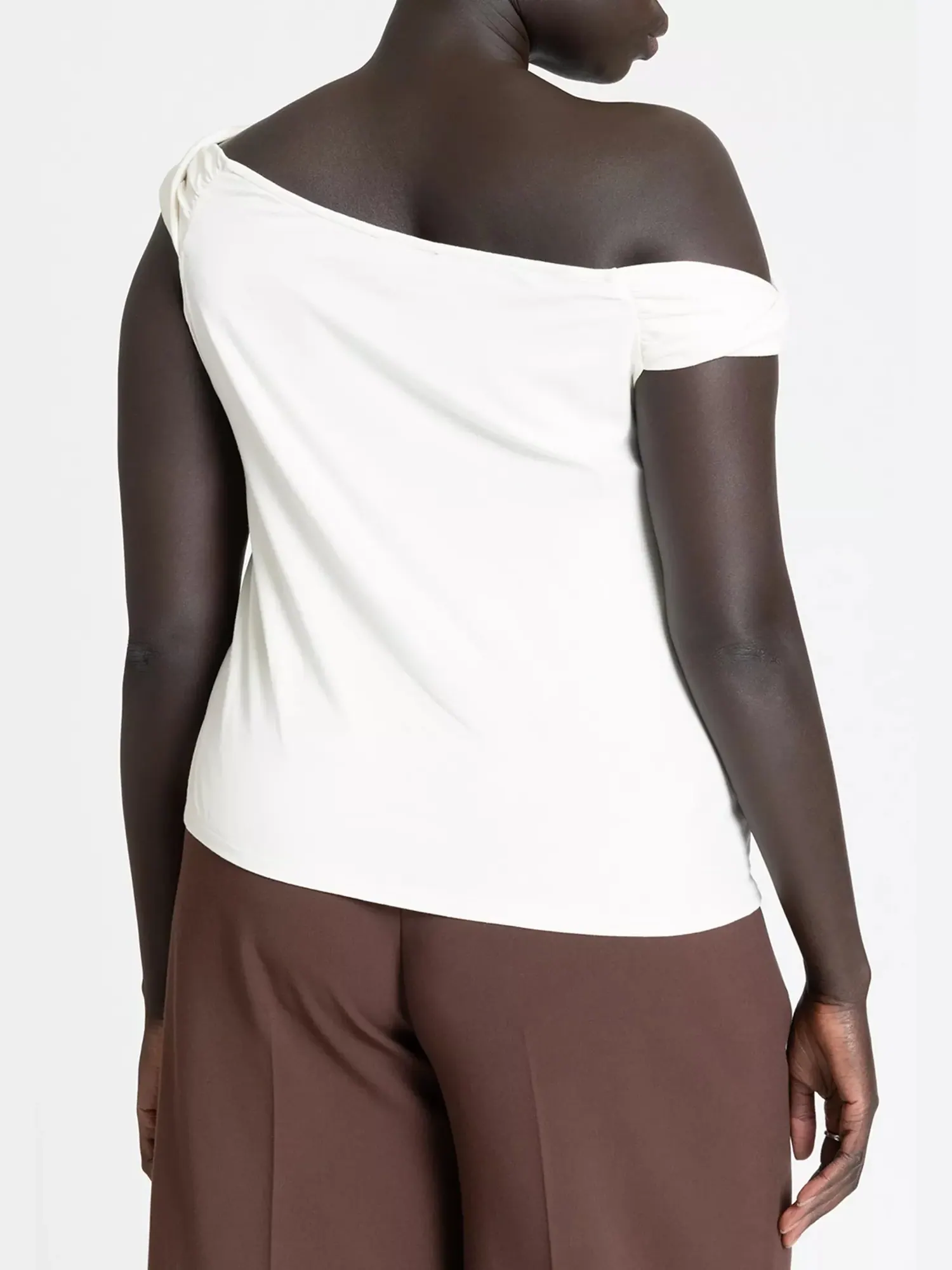 Топ ELOQUII Asym Twist Sleeve, тофу — изображение 2 из 3