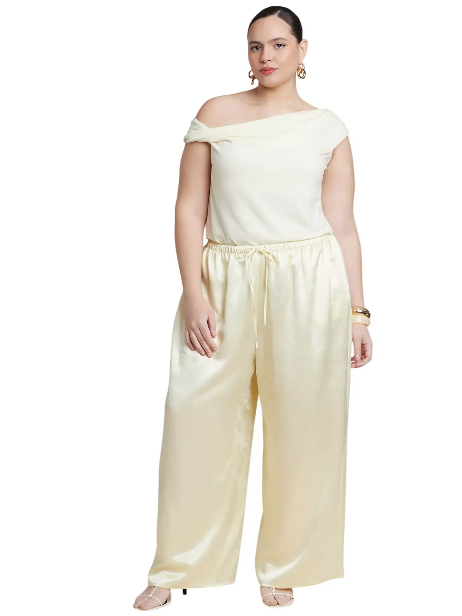 Топ ELOQUII Asym Twist Sleeve — изображение 2 из 3, солнечный