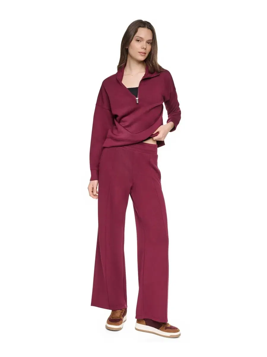 Брюки женские прямого кроя с защипами, модель Pintucks DKNY Sport — изображение 2 из 4, красный
