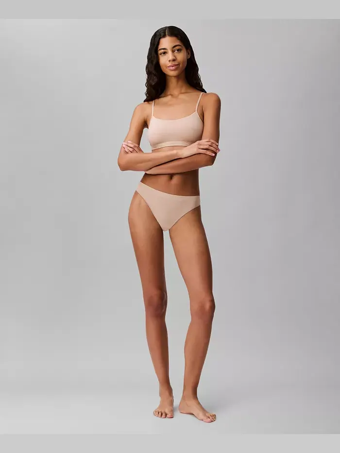 Женские трусы-стринги Bonded Flex QD3958 Calvin Klein — изображение 5 из 5, кедр