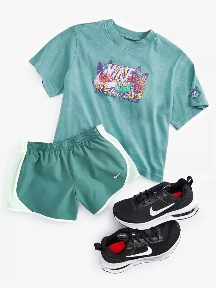 Спортивная футболка для больших девочек, шорты для бега Dri-Fit Tempo и повседневные кроссовки — изображение 3 из 3