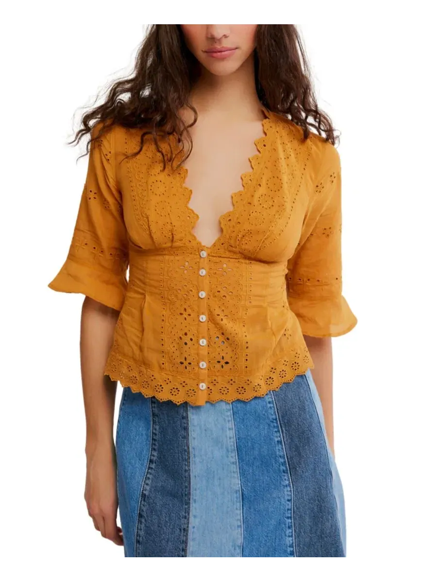 Блуза Salone Eyelet с V-образным вырезом и рукавом 3/4 Free People, Bronzer — изображение 1 из 6