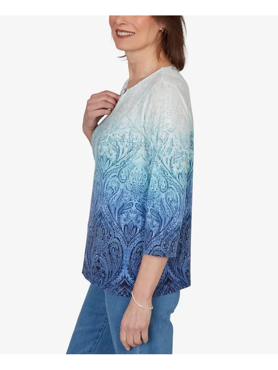 Топ с принтом Petite Ombre Medallion Knit Alfred Dunner — изображение 3 из 5, джинсовый синий