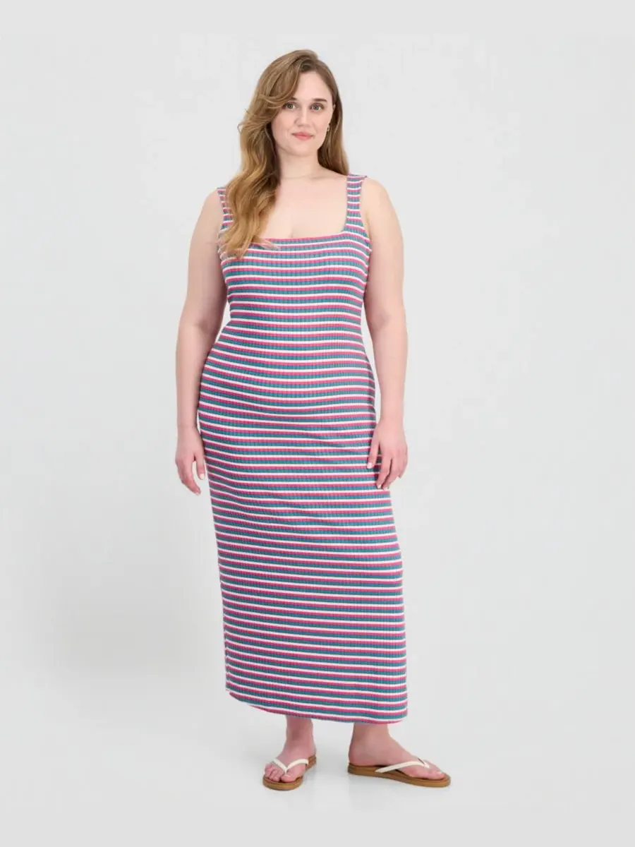 Платье-макси без рукавов с принтом в полоску, модель Trendy Plus Size Printed Ribbed Knit — изображение 1 из 3