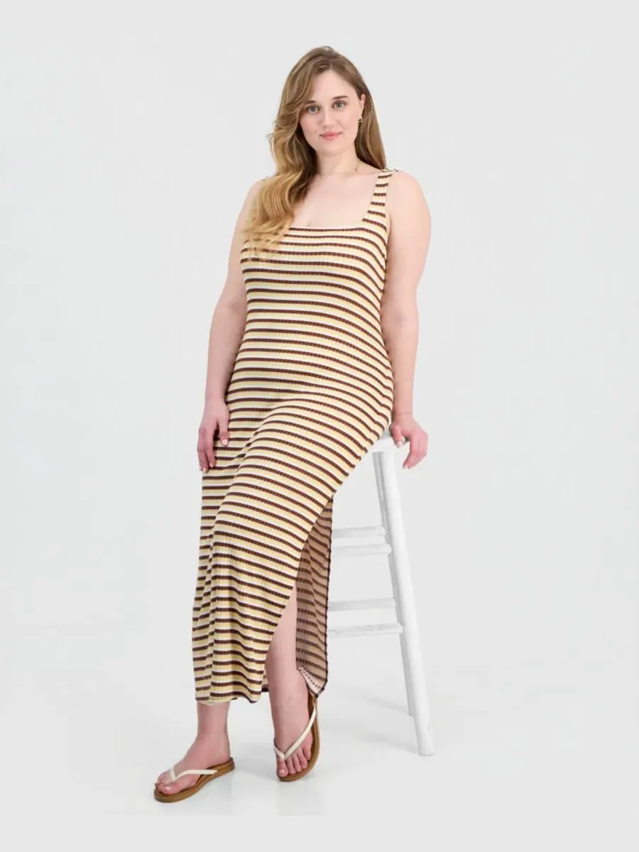 Платье-макси без рукавов с принтом в полоску, модель Trendy Plus Size Printed Ribbed Knit — изображение 2 из 5, белый/желтый