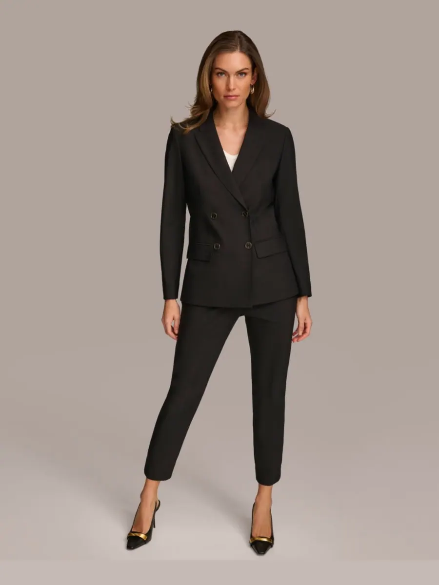 Женский костюм Donna Karan, состоящий из двубортного блейзера и прямых брюк Donna Karan New York — изображение 5 из 6, черный
