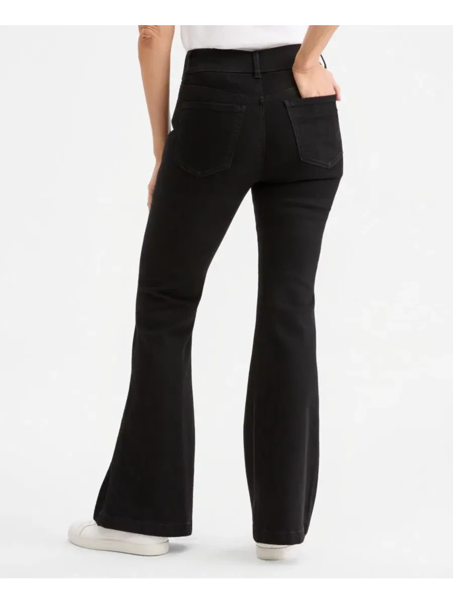 Джинсы клеш с высокой посадкой Shaping Flare High-Rise Pull-On Style & Co — изображение 4 из 6, черный