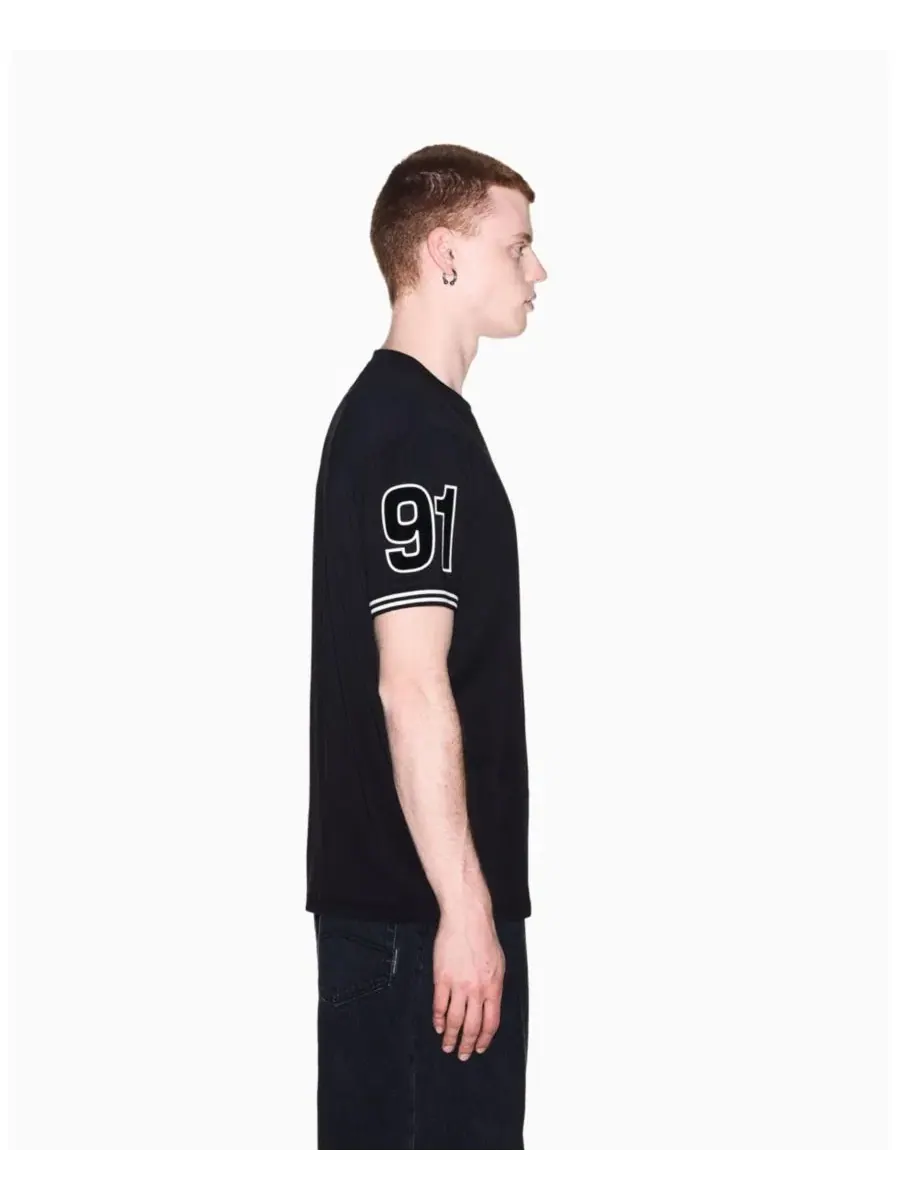 Футболка с принтом Multi Badge A|X Armani Exchange — изображение 7 из 8, черный