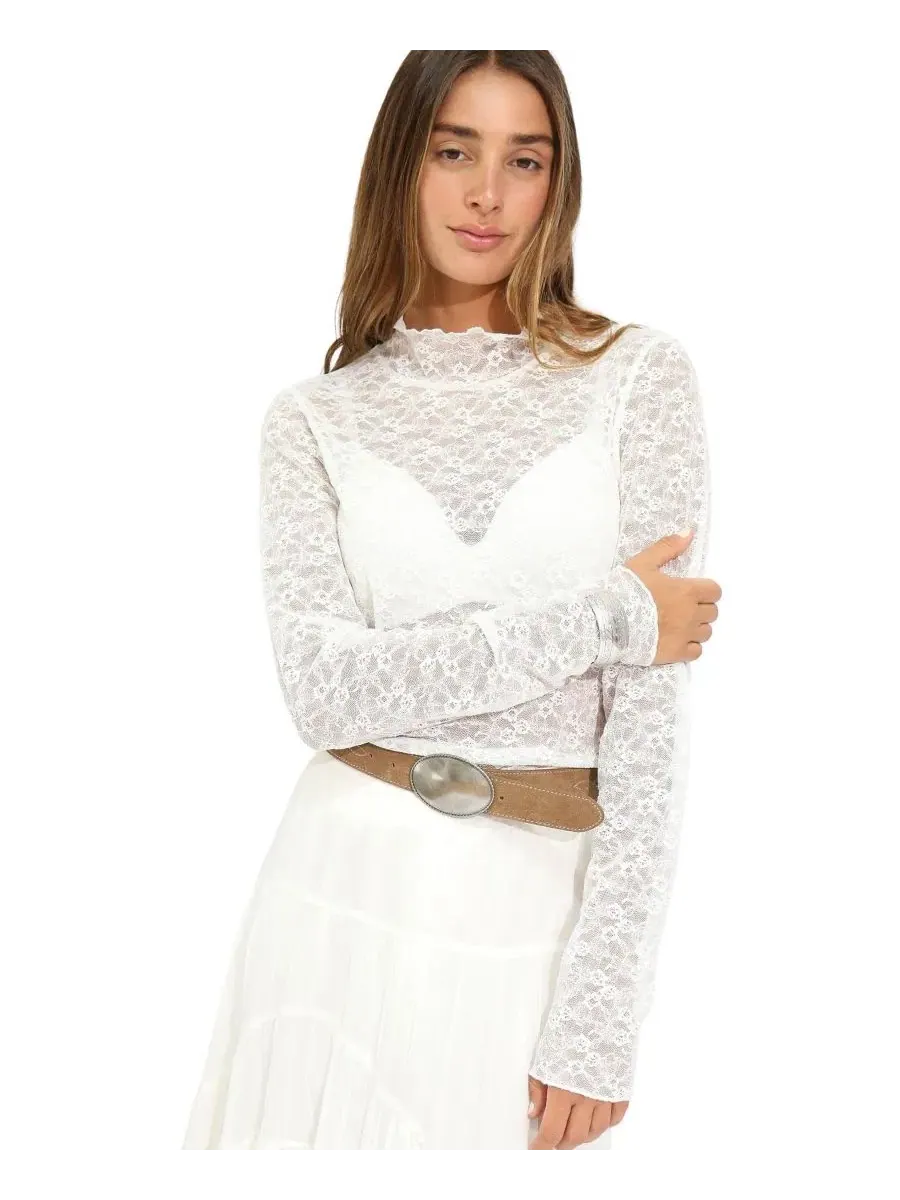 Кружевной топ с высоким воротом Fairy Girl Lace Top Belle & Bloom
