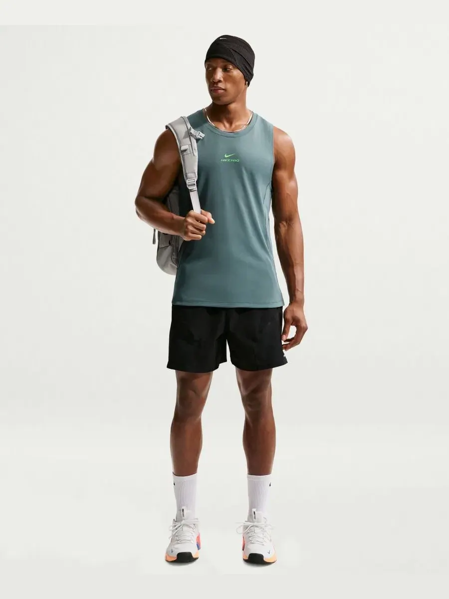 Тренировочная майка Pro Men's Dri-FIT Nike — изображение 1 из 6, зеленый