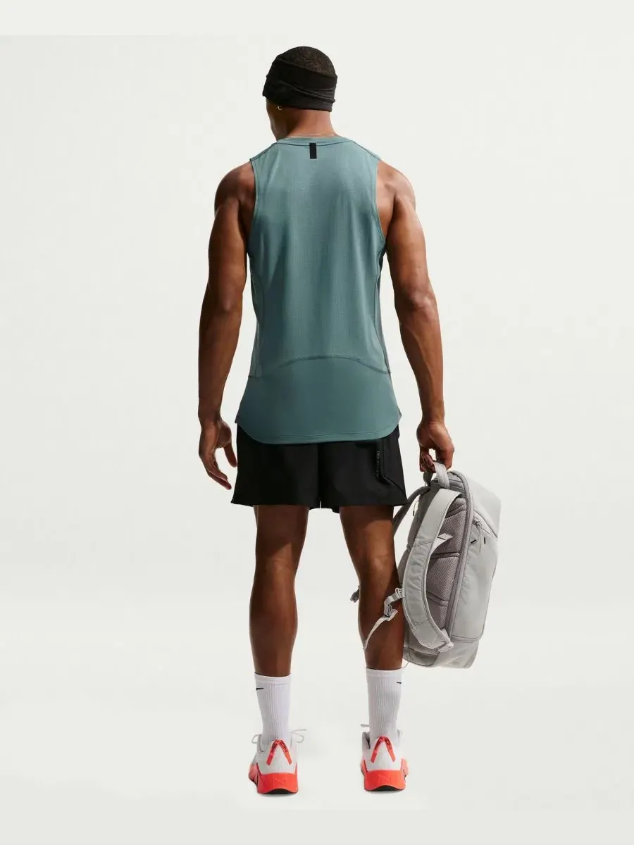 Тренировочная майка Pro Men's Dri-FIT Nike — изображение 5 из 6, зеленый