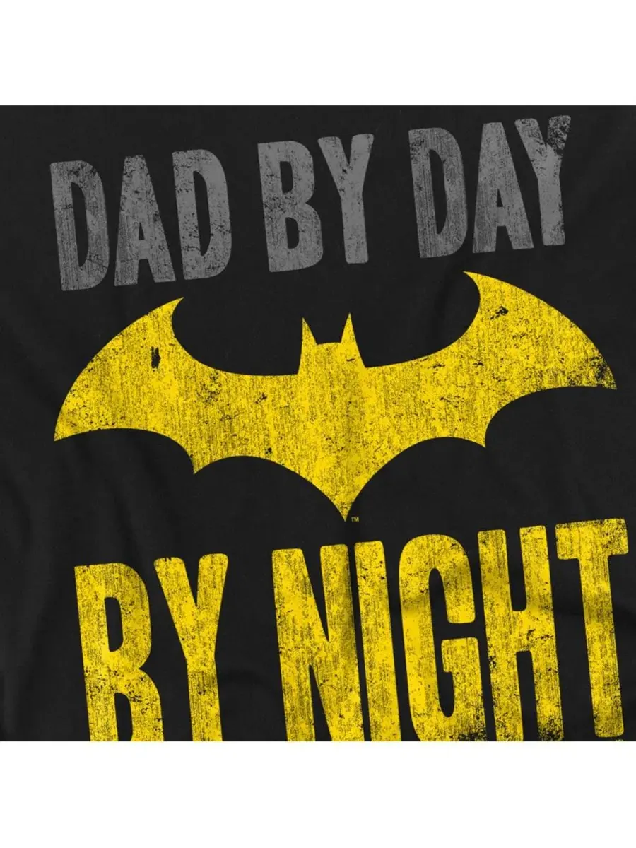 Футболка с принтом Dad By Day Batman — изображение 3 из 3, черный