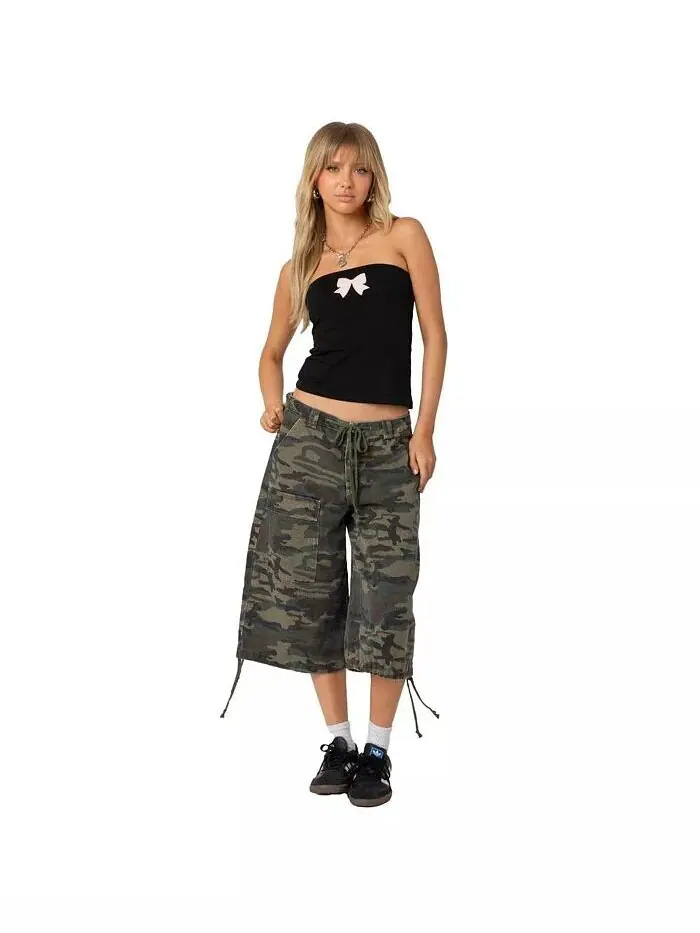 Женские шорты-бермуды Camo Cargo Edikted — изображение 3 из 5, оливковый