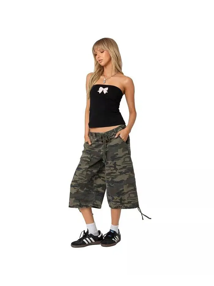 Женские шорты-бермуды Camo Cargo Edikted — изображение 4 из 5, оливковый