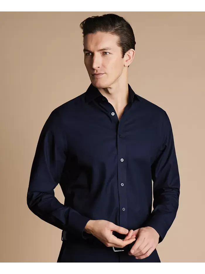 Мужская классическая рубашка Slim-Fit из несминаемого твила Charles Tyrwhitt — изображение 1 из 4, темно-синий