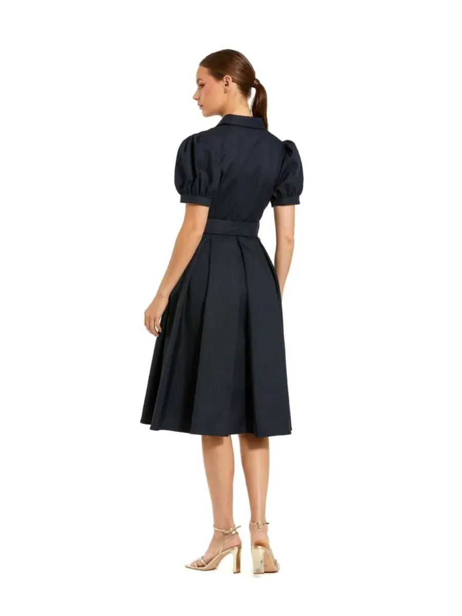 Платье-рубашка с поясом, с объемными рукавами, модель Puff Sleeve Shirt Dress Mac Duggal — изображение 2 из 3, синий