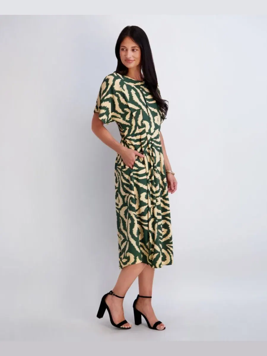 Платье миди с принтом, без рукавов, модель Women's Printed Crewneck Midi Dress Kensie — изображение 2 из 4, зеленый/хаки