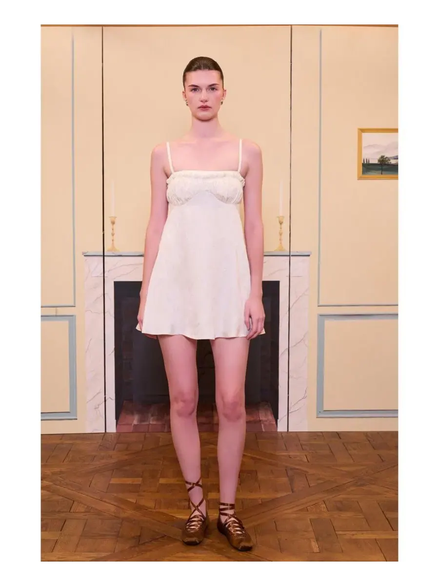 Платье мини без рукавов с открытой спиной Daydreamers Strappy Backless PCFG — изображение 7 из 8, бежевый
