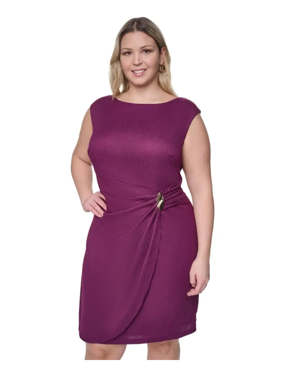 Платье-футляр с коротким рукавом и лодочкой, Plus Size Jessica Howard — изображение 3 из 5, фиолетовый