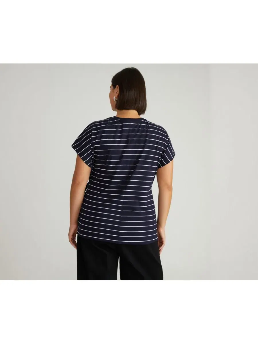 Футболка с завязкой Crescent Breton Stripe Universal Standard — изображение 5 из 5, темно-синий