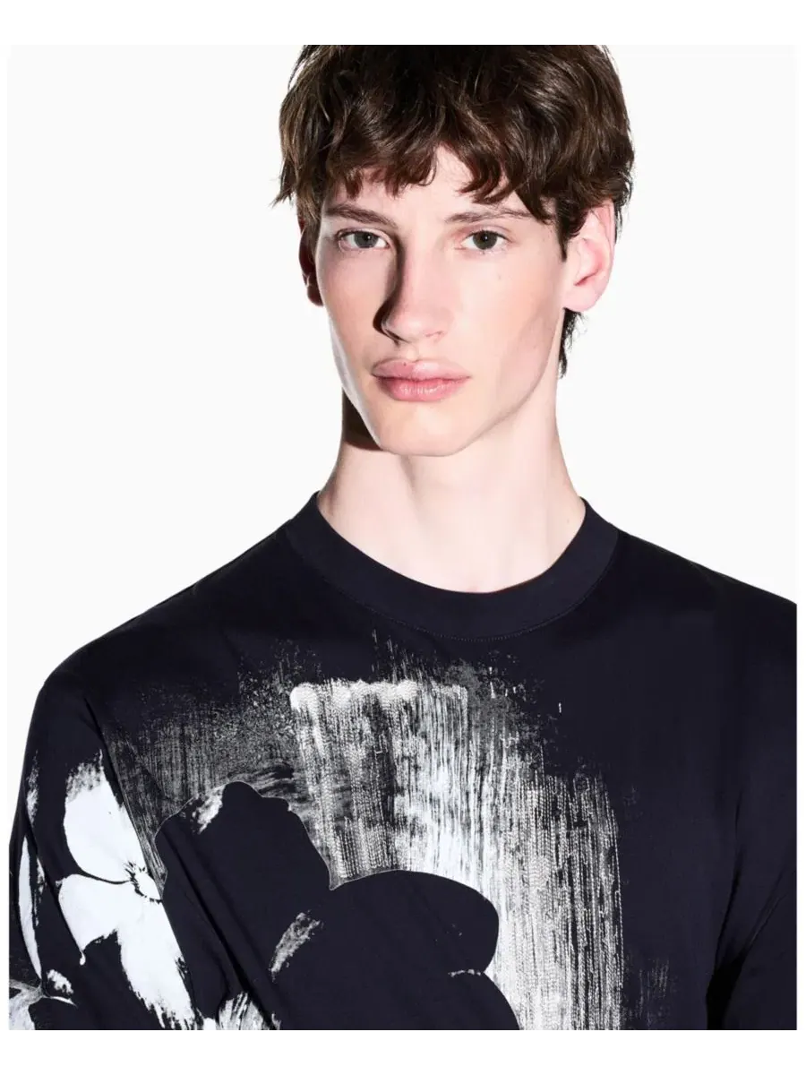 Футболка с открытым цветочным принтом A|X Armani Exchange — изображение 5 из 5, глубокий темно-синий