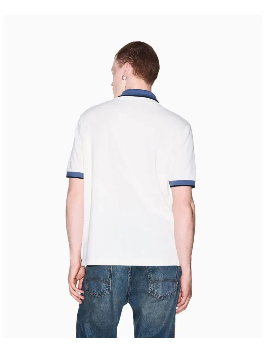 Мужская рубашка-поло из хлопкового пике с коротким рукавом и контрастной отделкой A|X Armani — изображение 5 из 8, белый