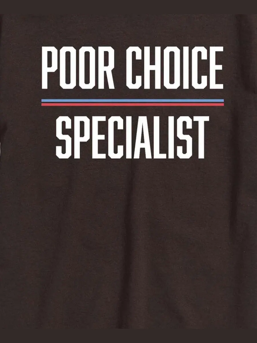 Футболка мужская с графическим принтом Poor Choice Specialist AIRWAVES — изображение 3 из 3, коричневый