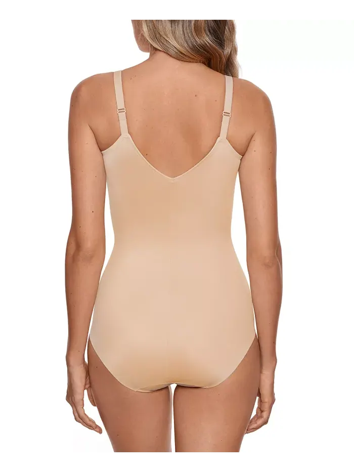 Modern Miracle Extra Firm Bodybriefer с технологией LYCRA FitSense 2560 Miraclesuit — изображение 2 из 3, бежевый