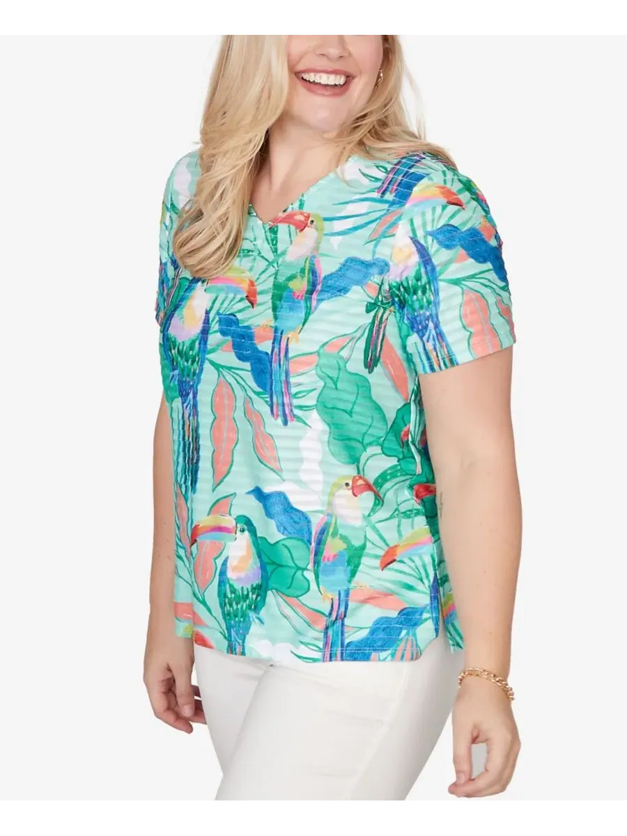 Женская футболка с коротким рукавом и текстурированной поверхностью "Тукан" в стиле курортного — изображение 2 из 5, зеленый