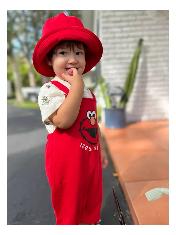 Попробуйте комплект одежды для мальчиков Baby Boys Sesame Street Elmo из мягкого велюра: — изображение 5 из 8, красный/белый