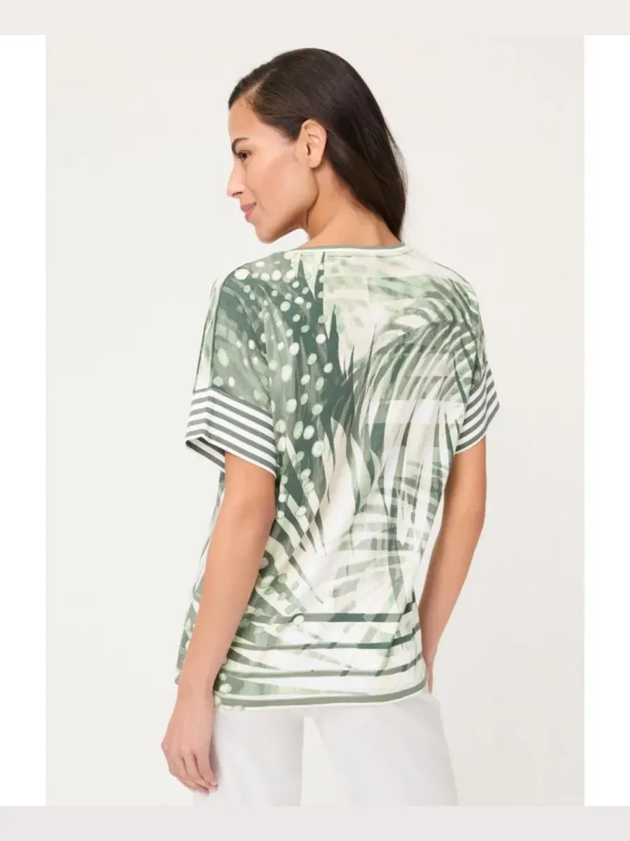 Футболка женская с принтом Abstract Palm Print Olsen — изображение 4 из 5, хаки