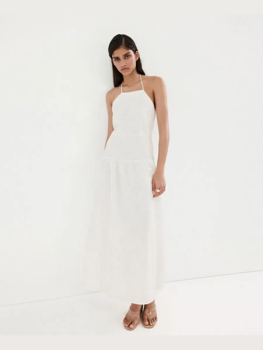 Платье-трапеция с открытой спиной и вышивкой, модель Openwork-Embroidery Halter A-Line Cotton Dress — изображение 1 из 7