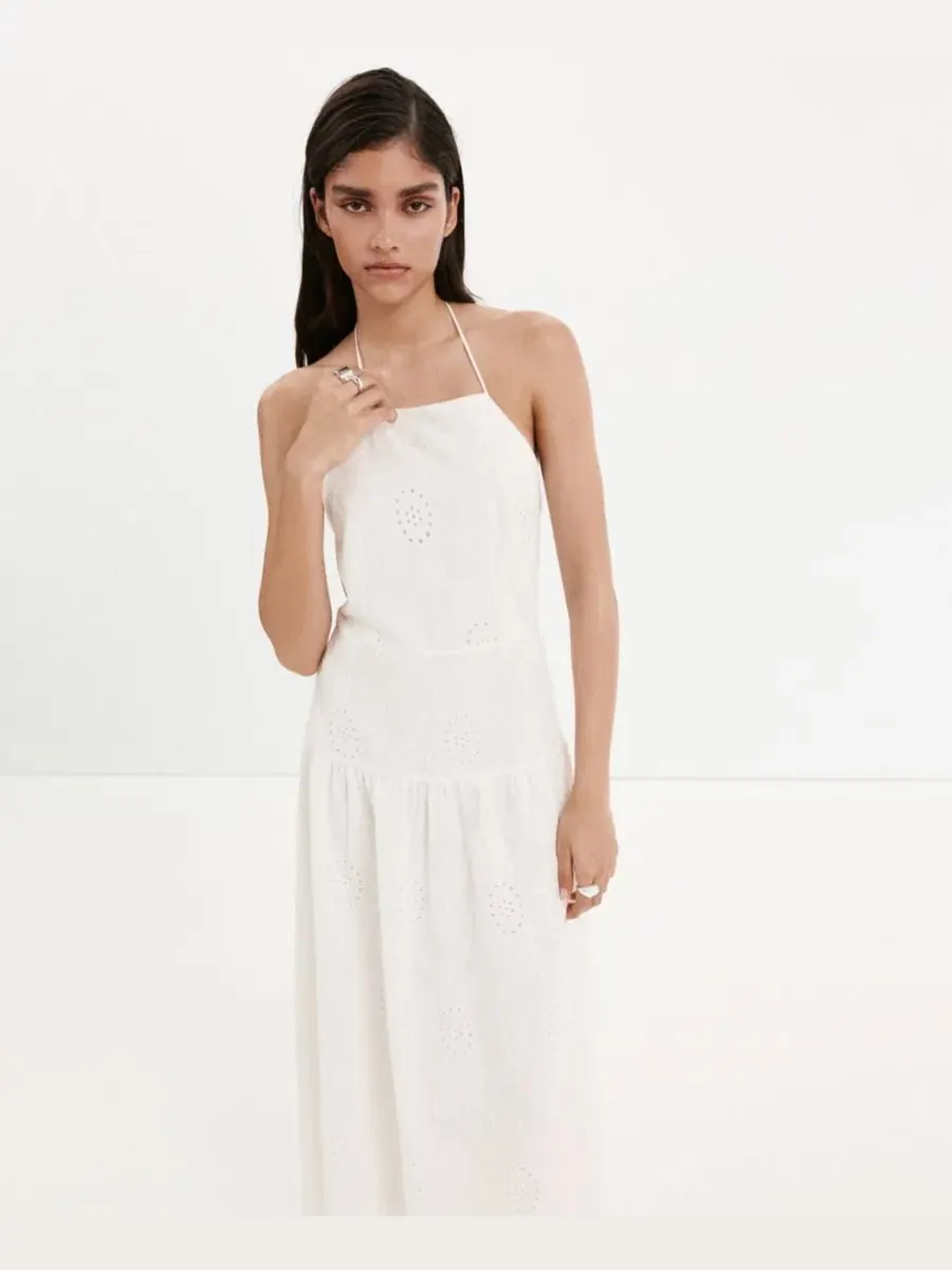 Платье-трапеция с открытой спиной и вышивкой, модель Openwork-Embroidery Halter A-Line Cotton Dress — изображение 2 из 7
