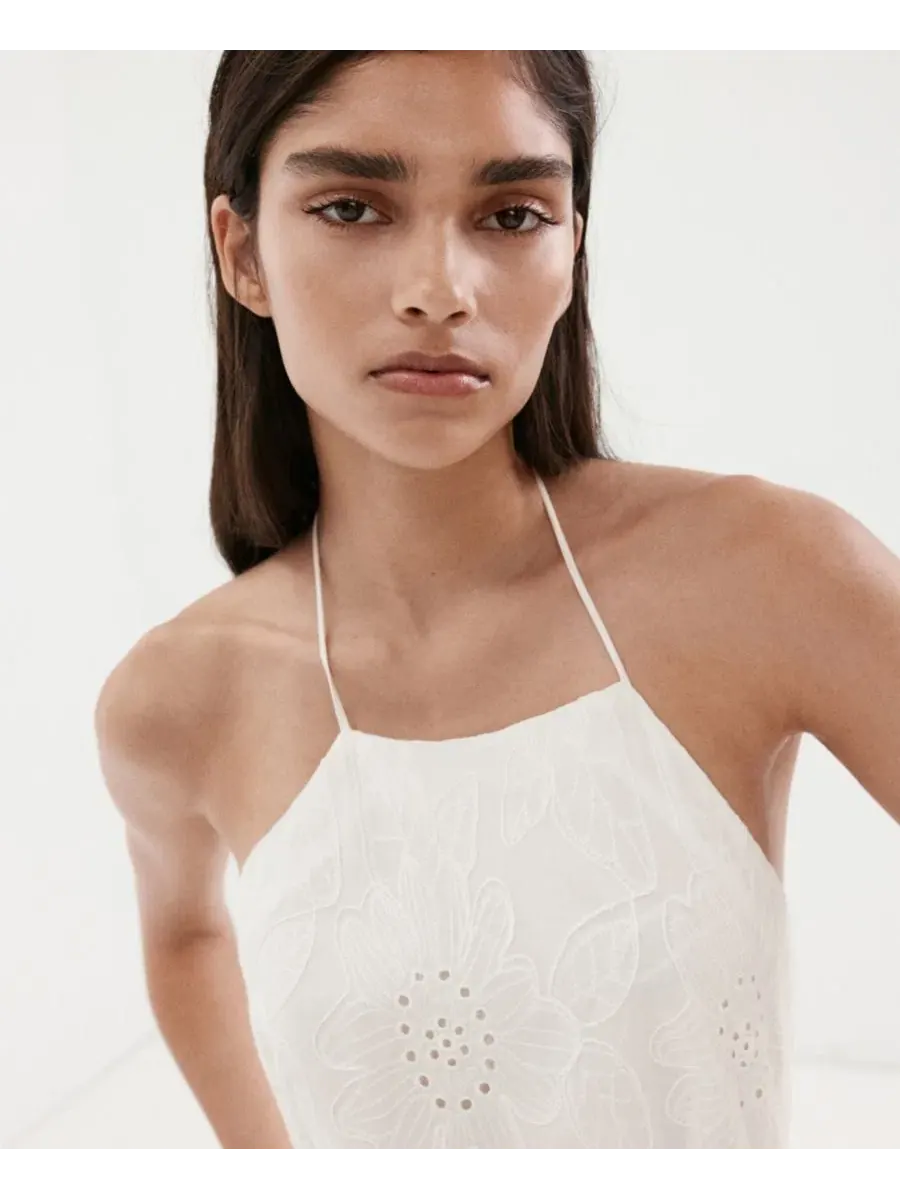 Платье-трапеция с открытой спиной и вышивкой, модель Openwork-Embroidery Halter A-Line Cotton Dress — изображение 5 из 7