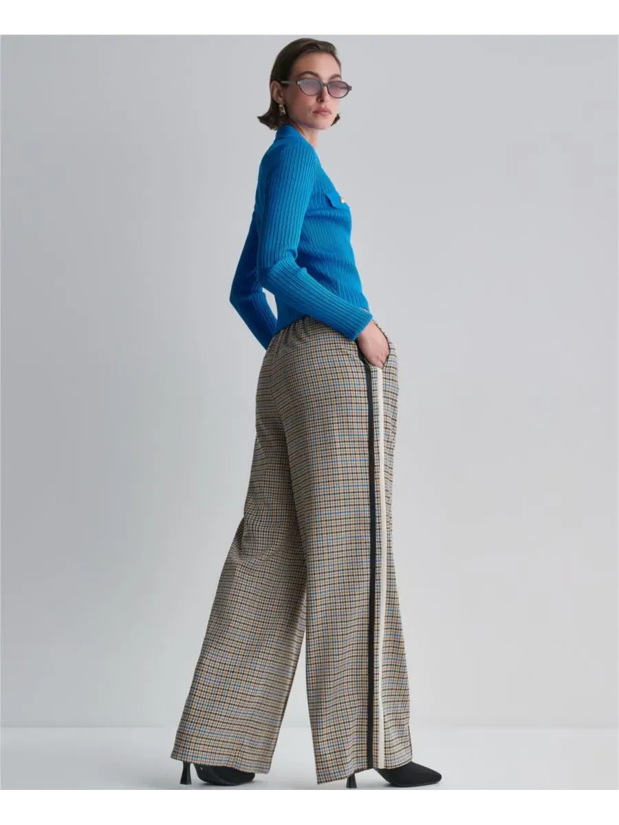 Кардиган из рибаны с воротником и V-образным вырезом BCBG, Electric Seine — изображение 9 из 10