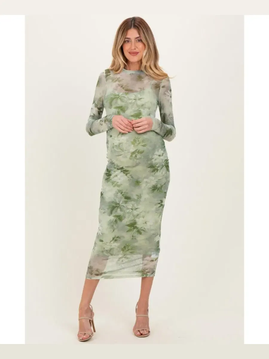 Платье макси с сетчатой накладкой с флористическим принтом, модель Floral Mesh Overlay Maxi — изображение 1 из 4