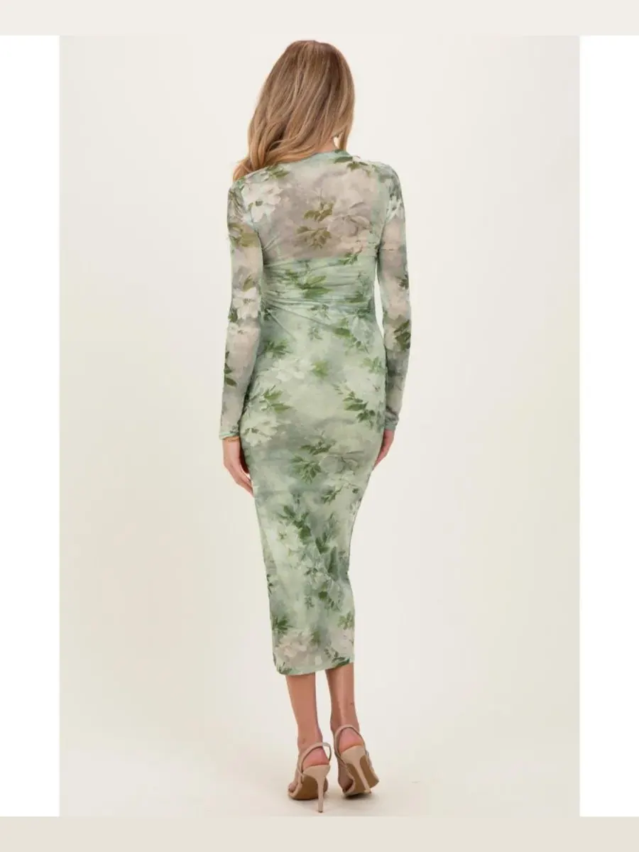Платье макси с сетчатой накладкой с флористическим принтом, модель Floral Mesh Overlay Maxi — изображение 4 из 4