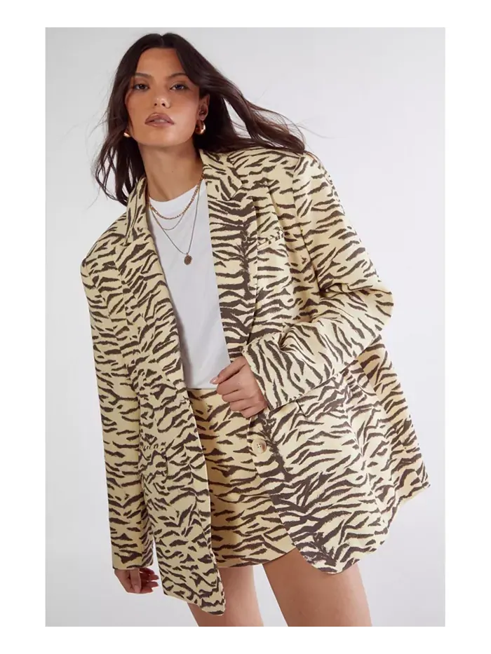 Женский свободный пиджак с принтом «зебра» Nasty Gal — изображение 1 из 8, желтый