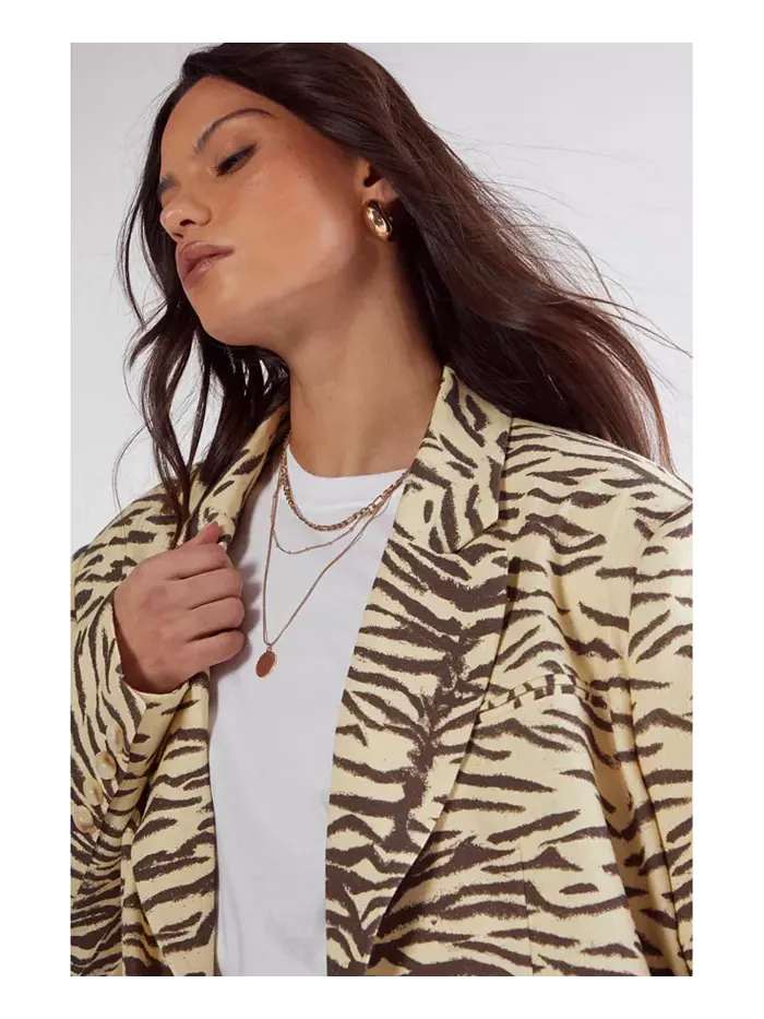 Женский свободный пиджак с принтом «зебра» Nasty Gal — изображение 2 из 8, желтый