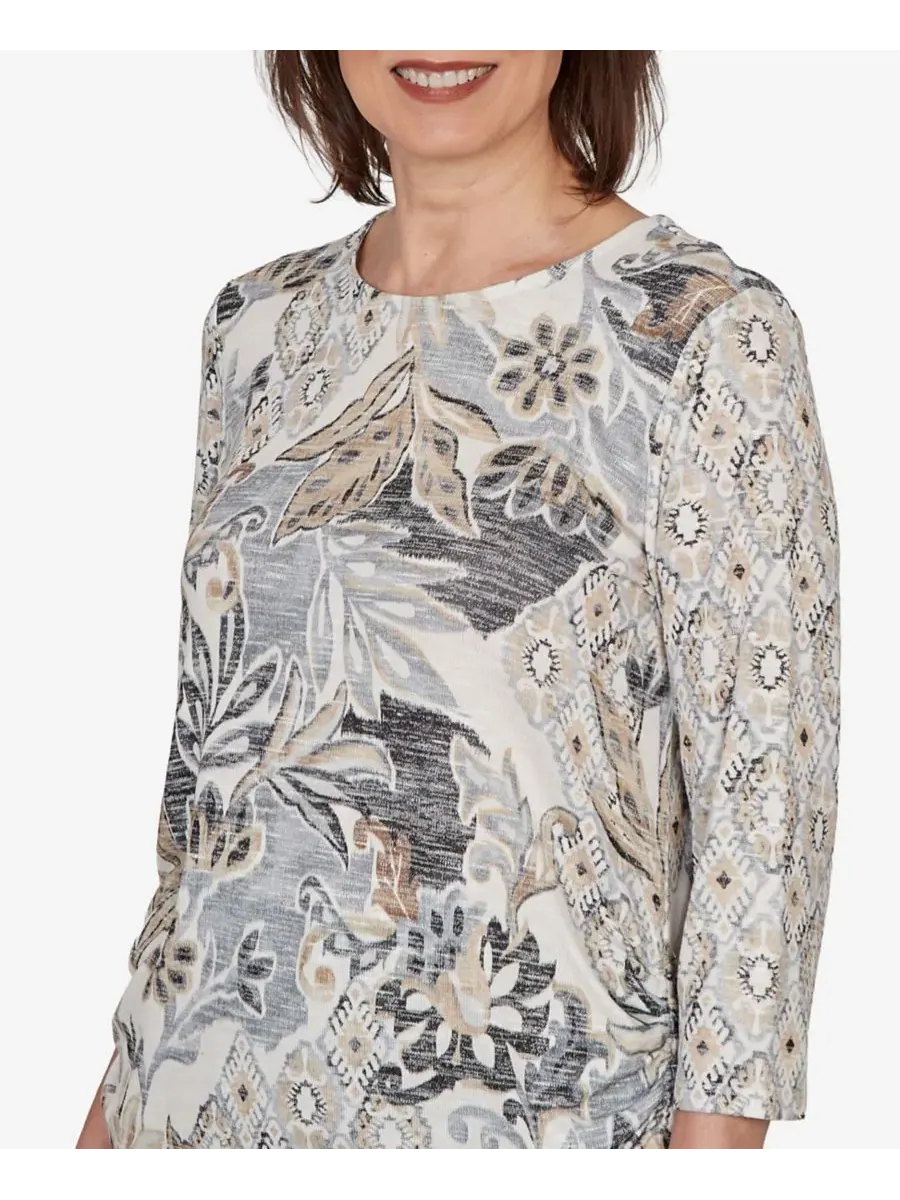 Топ с геометрическим принтом Petite Geo Leaf Knit Alfred Dunner — изображение 4 из 5, бежевый