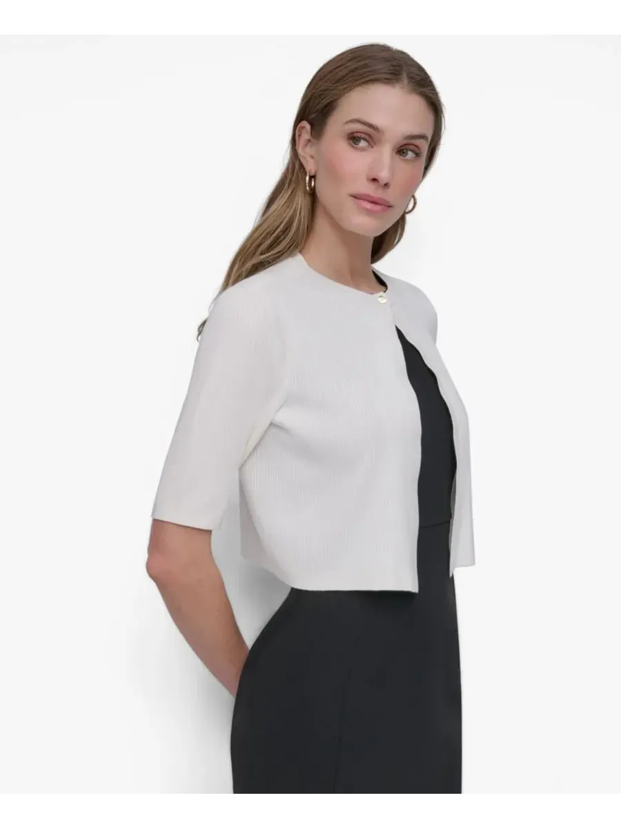 Женская укороченная накидка с рукавами до локтя и застежкой на кнопках DKNY, айвори — изображение 2 из 5, белый