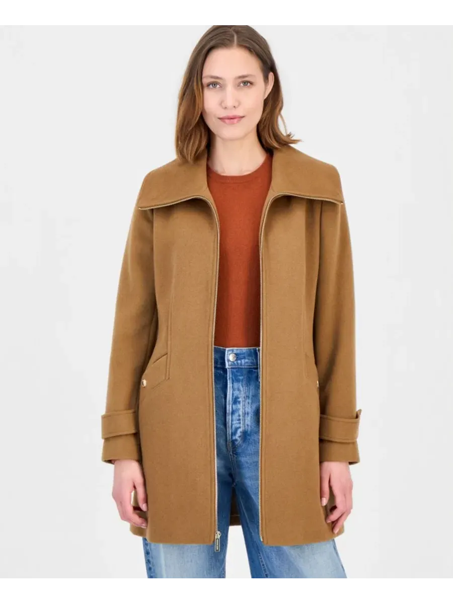 Пальто из шерстяной смеси с капюшоном Michael Kors Petite Wool-Blend Zip-Front Coat, Dk Camel — изображение 2 из 5