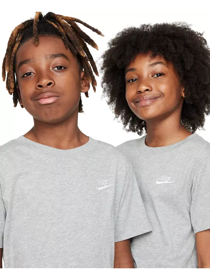 Футболка Big Kids Sportswear с вышитым логотипом и принтом Nike — изображение 3 из 6, серый