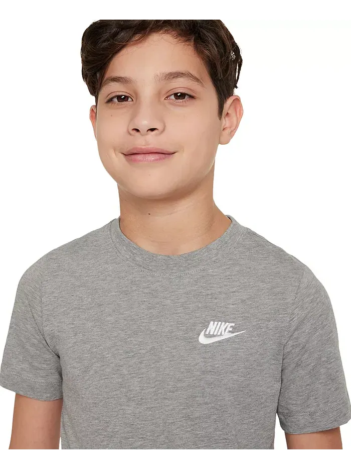 Футболка Big Kids Sportswear с вышитым логотипом и принтом Nike — изображение 6 из 6, серый