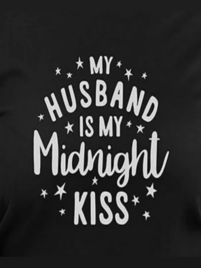Большой размер Трендовый топ-пуловер с графическим принтом Midnight Kiss Hybrid Apparel — изображение 2 из 3, черный